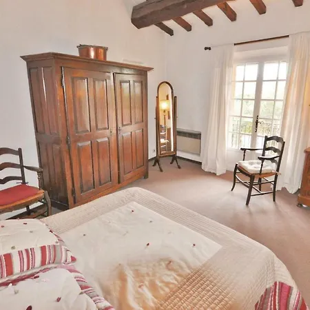 Lovely Home In Gassin